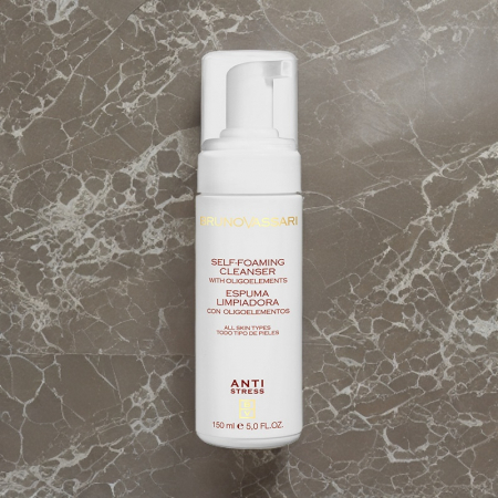 Spuma de curatare, Self Foaming Cleanser, gama Anti-Stress cu oligoelemente - 150ml [1]