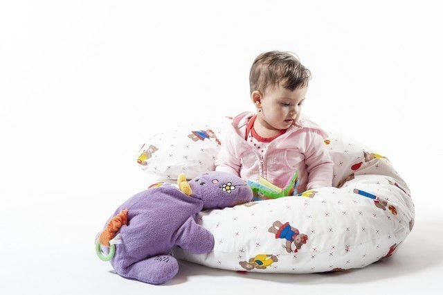 Perna gravide 3 in 1 husa alba in forma cifrei 9 Bebedeco [12]