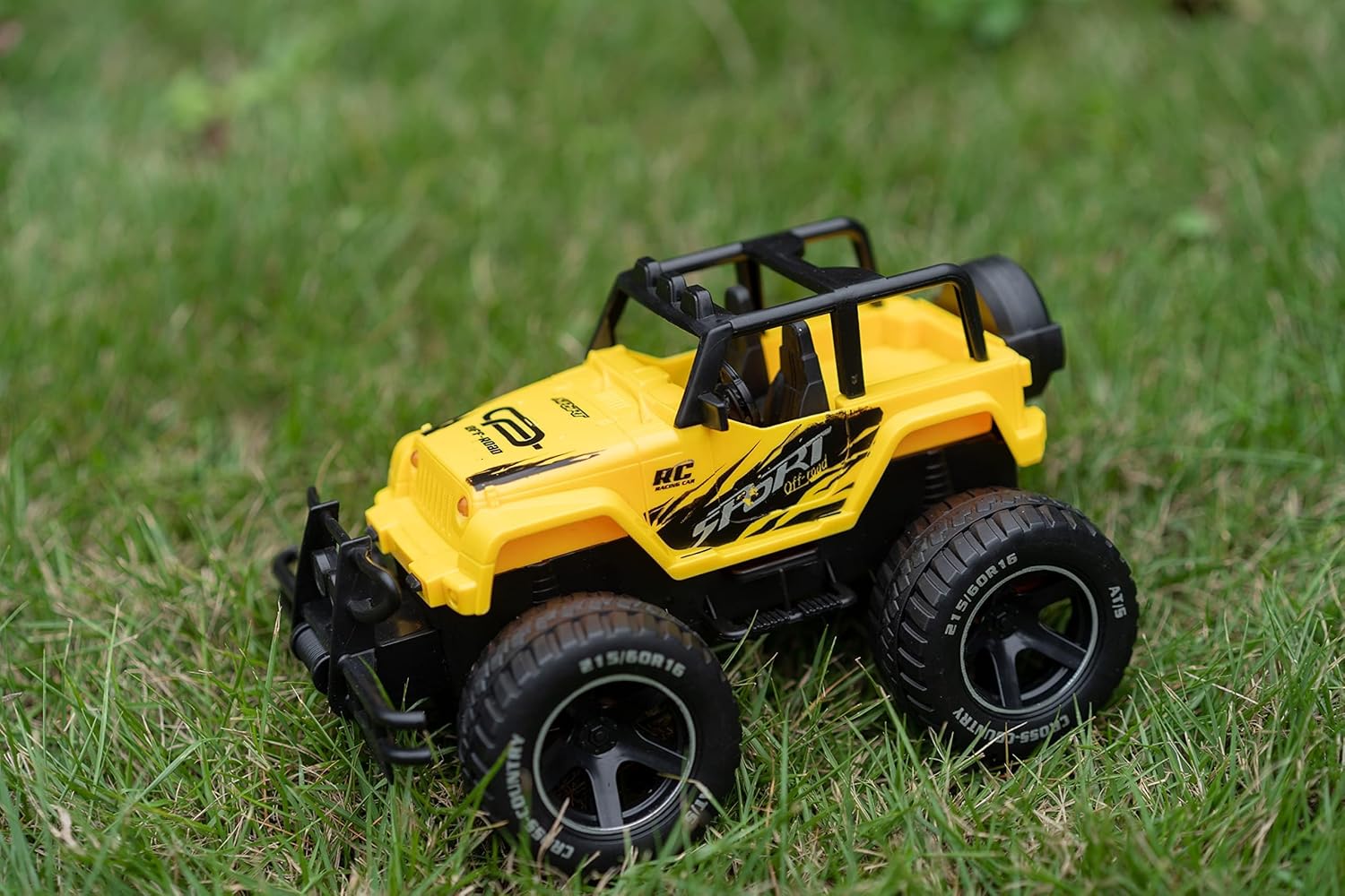 Masina off-road cu telecomanda galbena