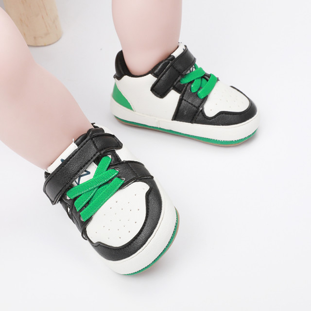 Adidasi albi cu negru si verde - Smart [10]