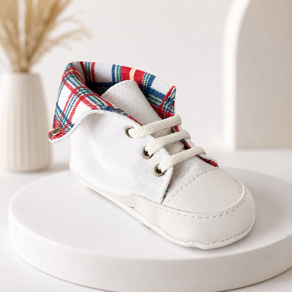 Adidasi bebe albi cu interior in carouri Pattini [4]