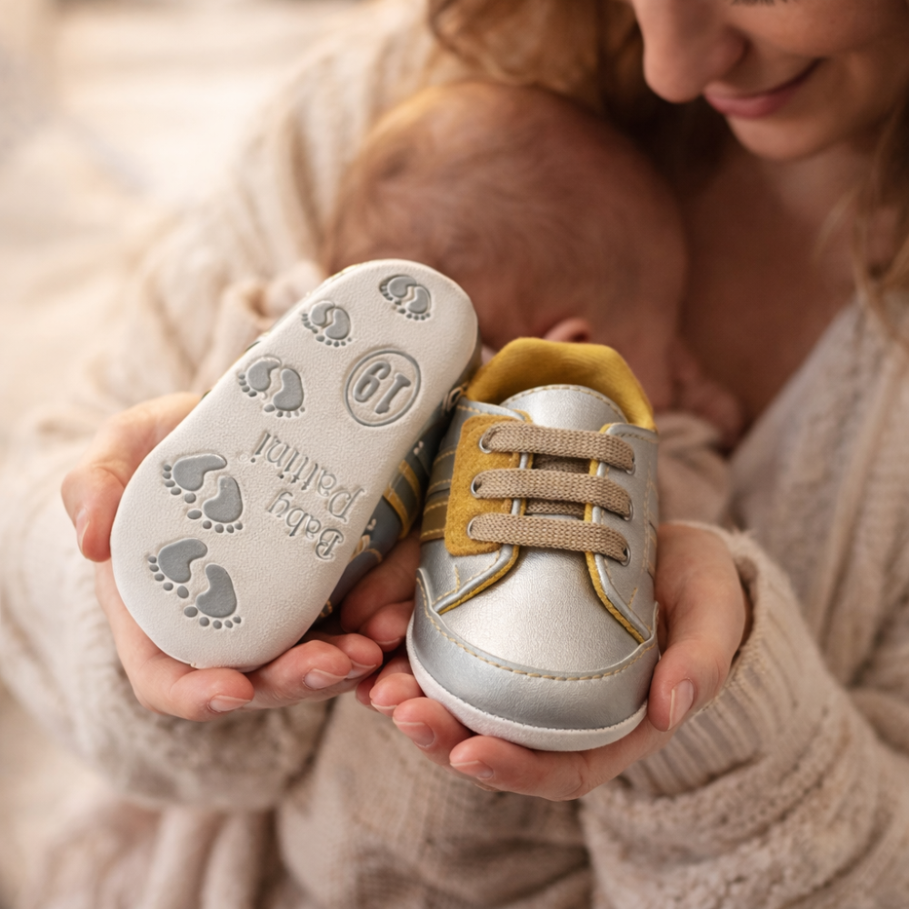 Adidasi bebe cu sireturi silver - Pattini [3]