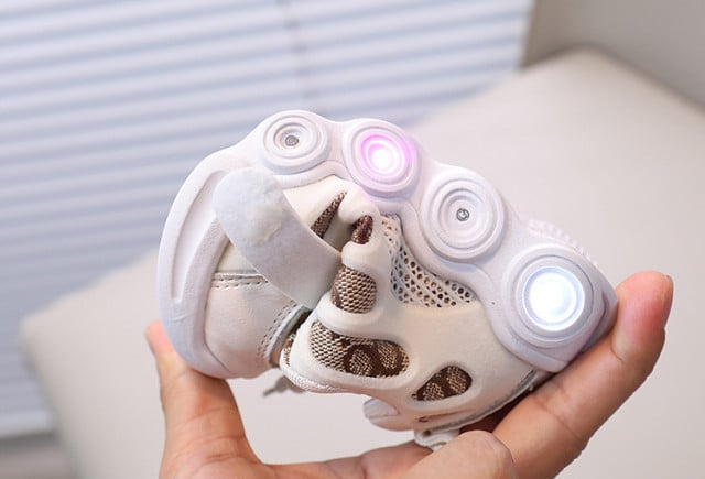 Adidasi CREM cu ALB cu luminite [4]