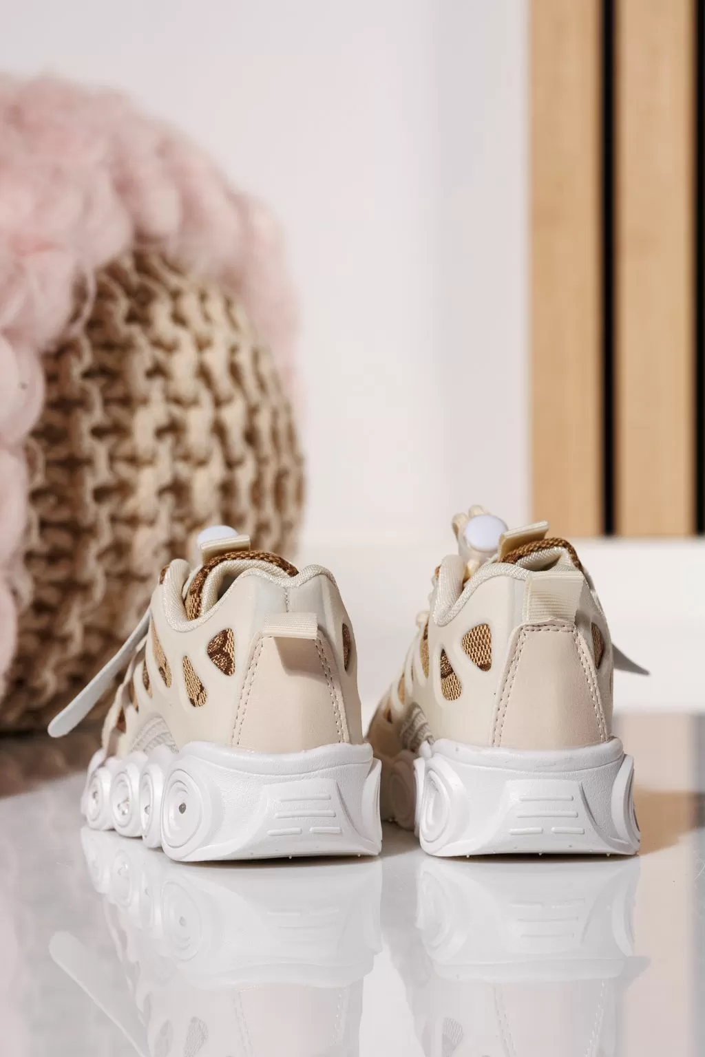 Adidasi CREM cu ALB cu luminite [2]