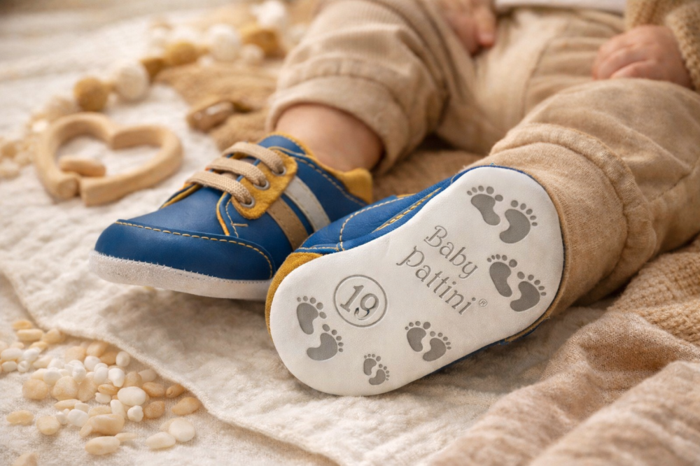 Adidasi blue bebe cu sireturi - Pattini [3]