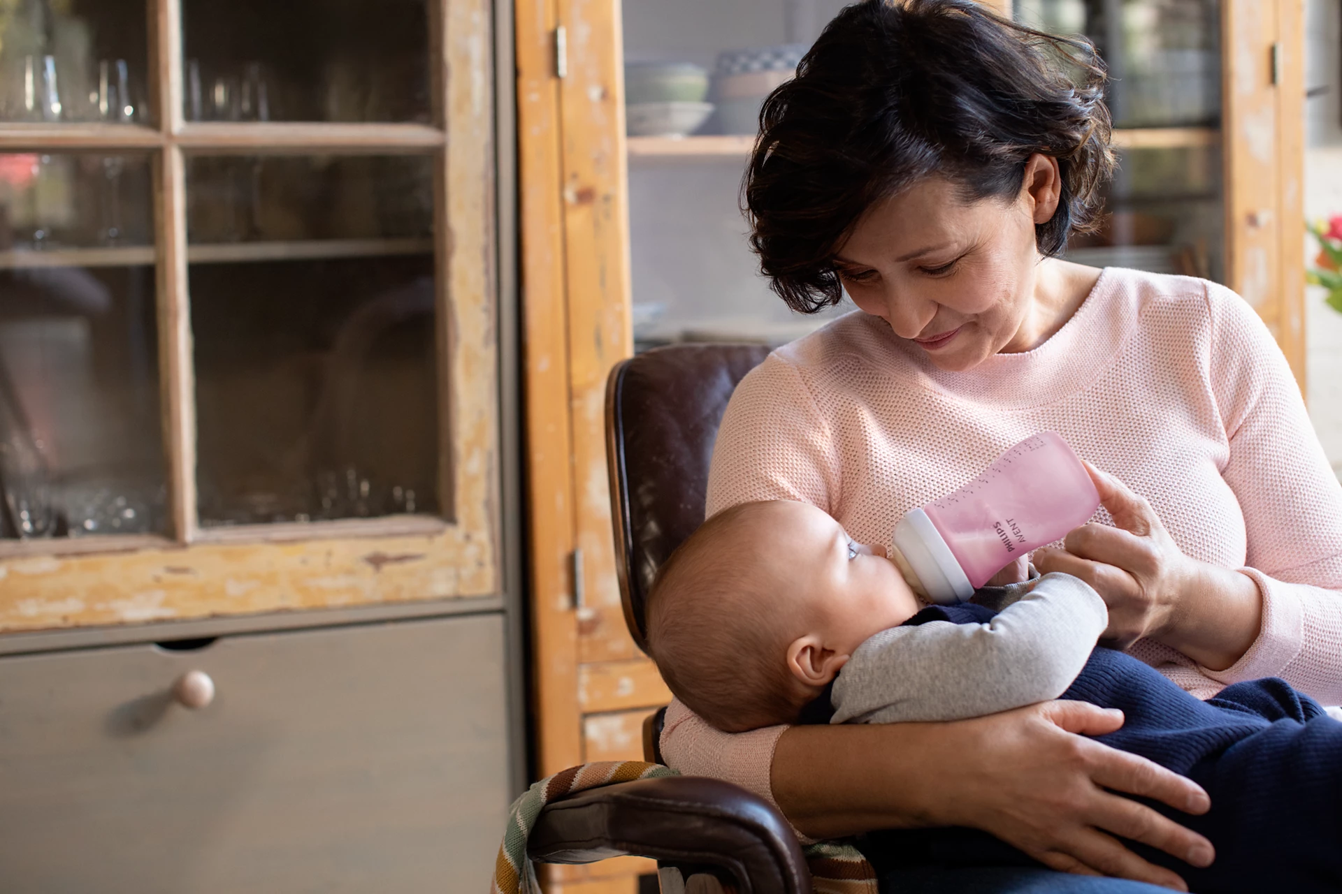 Biberon cu tetina din silicon 260 ml Philips Natural Response SCY903/11, Roz [6]