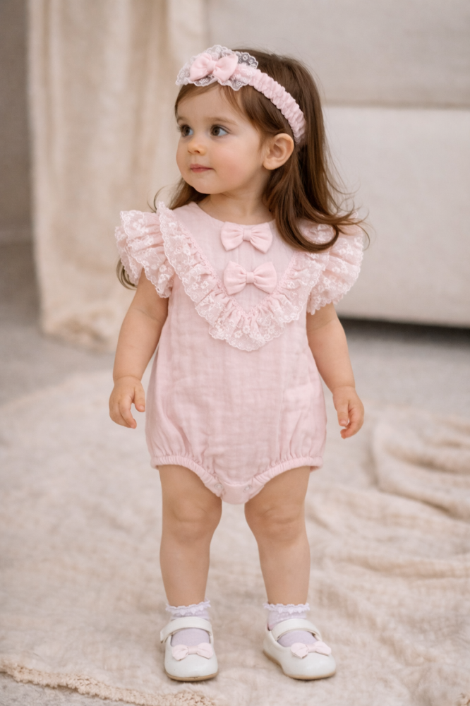 Body bebe roz din muselina cu dantela si fundite Kardesler [4]