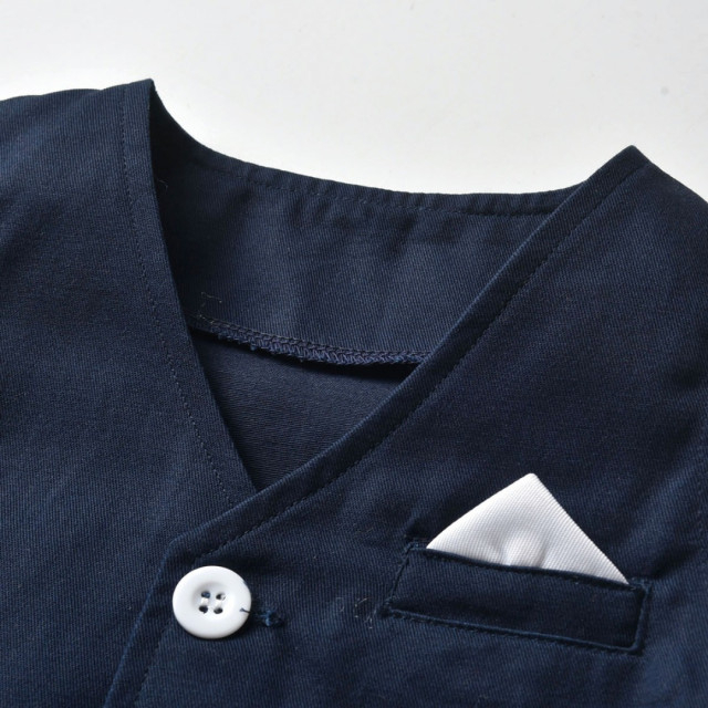 Costum elegant bleumarine cu vestuta si papion [5]