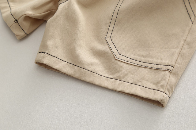 Costumas pentru baietei cu tricou tip polo in dungi verzi si ivoire [5]
