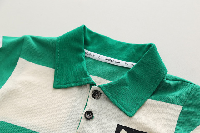 Costumas pentru baietei cu tricou tip polo in dungi verzi si ivoire [13]