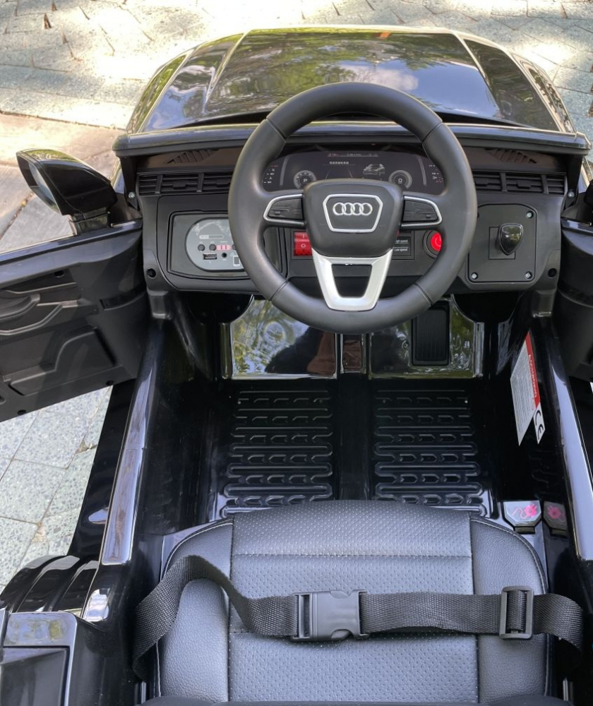 Masinuta electrica Mercedes GLC Coupe copii cu telecomanda roti EVA scaun piele ECO [7]