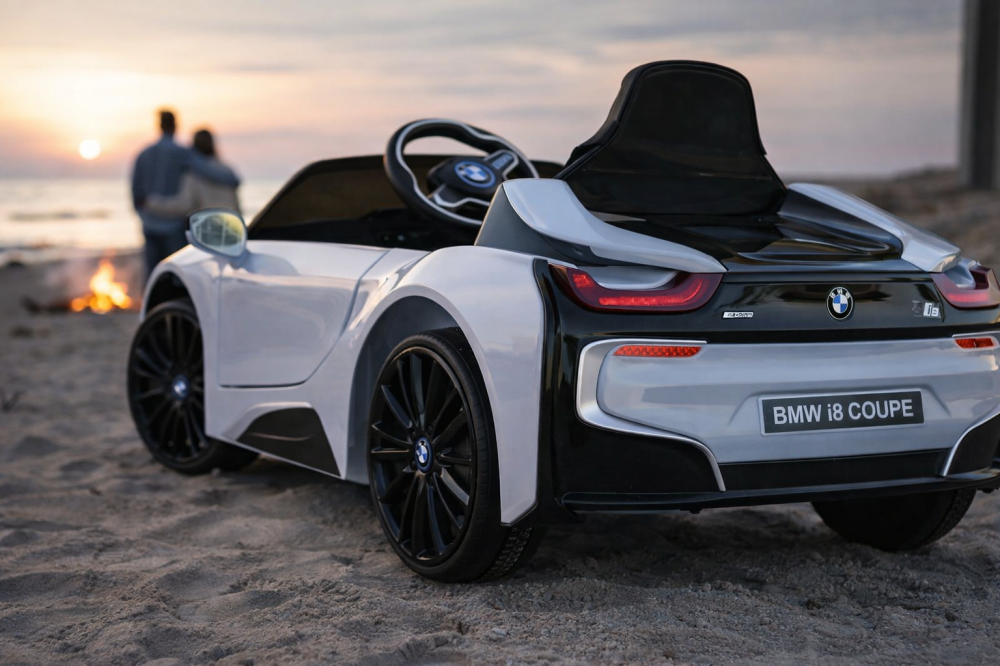 Masinuta electrica cu telecomanda BMW i8 Coupe pentru copii alba [7]