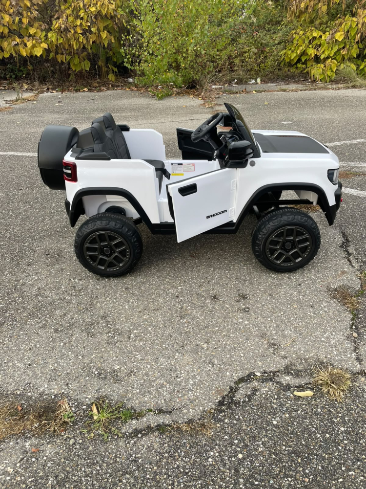 Masinuta electrica Jeep Recon cu licenta, 2 locuri, 12V 10Ah, 2 motoare, roti EVA, telecomanda, LED si USB, 3 ani+, alba [14]