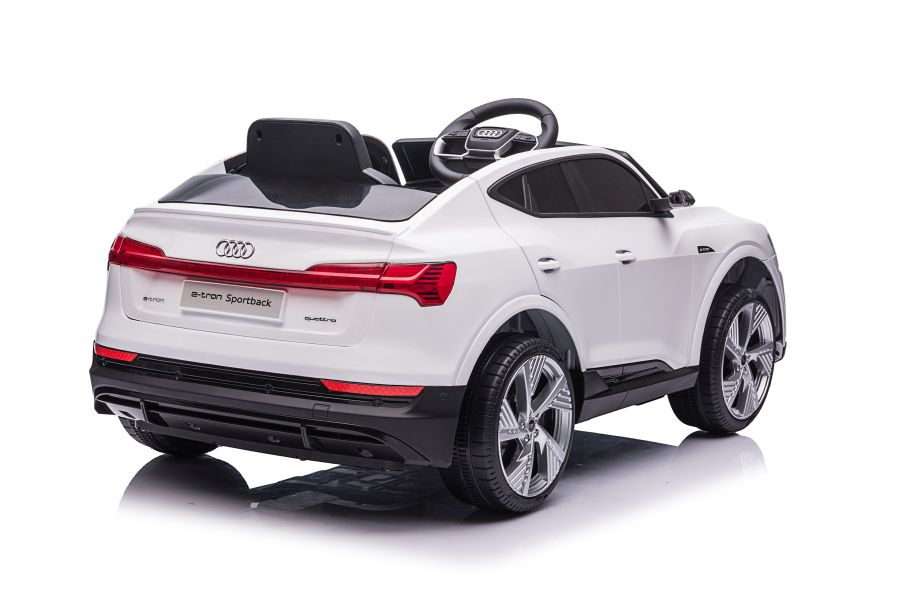 Masinuta Electrica Audi E-Tron QLS-6688 Alba, 12V, Scaun Piele, Roti EVA, Lumini, Radio, Bluetooth 3 ani+ [6]