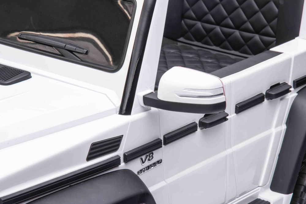 Masinuta electrica Mercedes-Benz G63 AMG 6x6, alb, 1 loc, 6 roti, 6x45W, baterie 12V10Ah, roti EVA, scaun din piele ecologica, telecomanda 2.4G, licenta oficiala [8]