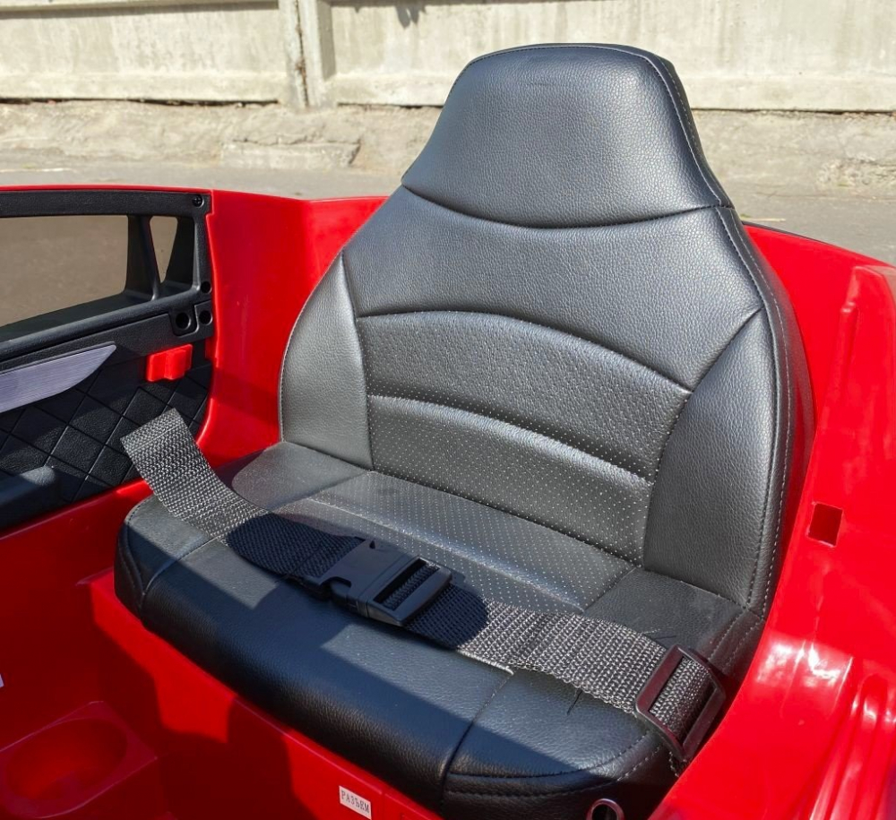 Masinuta electrica Mercedes GLC Coupe copii cu telecomanda roti EVA scaun piele ECO [4]