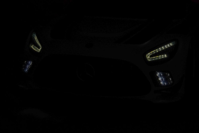 Masinuta electrica Mercedes GT3 pentru copii cu roti EVA, scaun piele ECO si telecomanda [7]