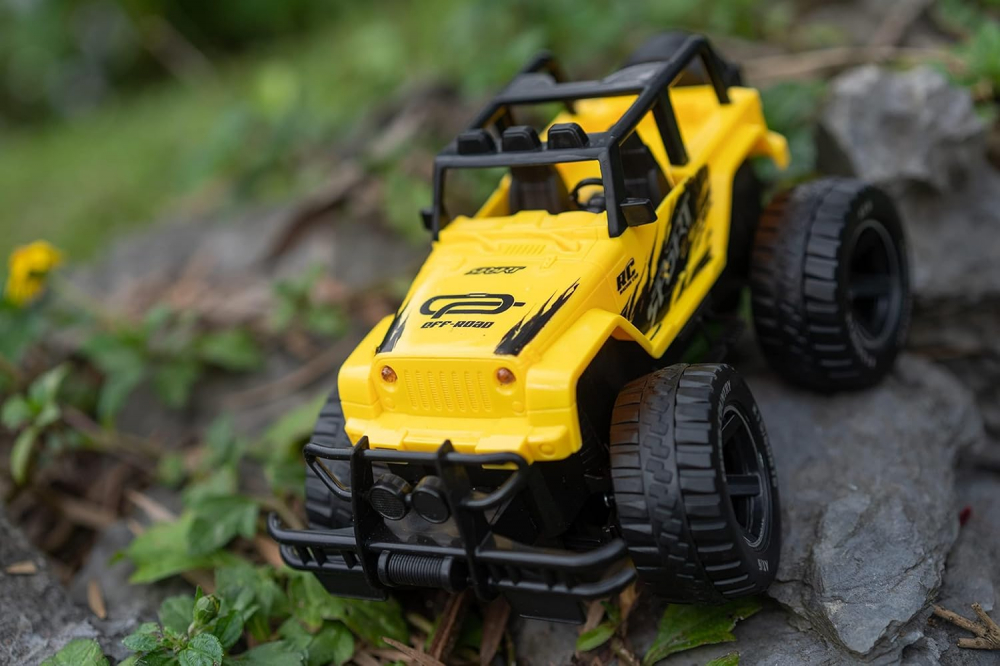 masinuta-rc-offroad-1-18-galben-baterie-reincarcabila-Bebelul [1]