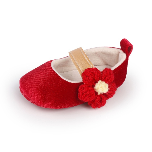 Pantofiori rosii din catifea cu floricica aplicata [9]