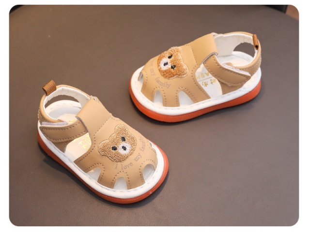 Sandalute crem cu piuitoare - Bear family [3]