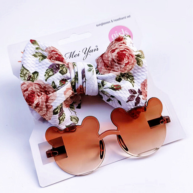 Set bentita si ochelari de soare - Mouse 3 [1]