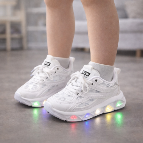 Adidasi - Adidasi albi cu luminite - Lore