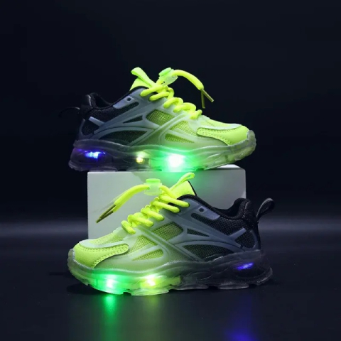 Adidasi - Adidasi in degrade, NEGRU cu VERDE neon, cu luminite - Lilka