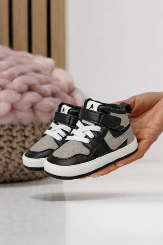 Adidasi - Adidasi negri cu GRI si ALB, inalti pentru bebelusi