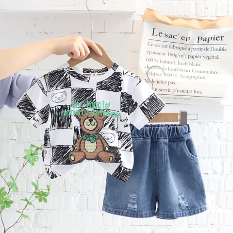 Costumase baieti - Costumas cu tricou ALB si blugi pentru baietei - Bear