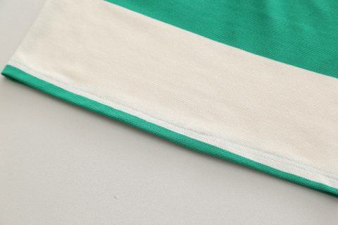 Costumas pentru baietei cu tricou tip polo in dungi verzi si IVOIRE [2]