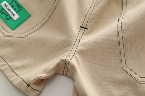 Costumas pentru baietei cu tricou tip polo in dungi verzi si IVOIRE [9]