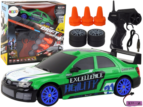 Jucarii cu telecomanda (RC) - Masina drift verde 1:24 cu roti de schimb 6 ani