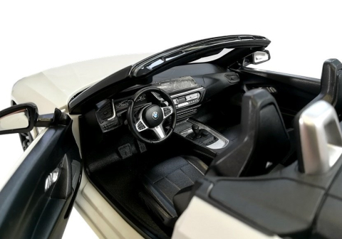 Masinuta cu telecomanda BMW Z4 Roadster Rastar 1:14, 3 ani+ [4]