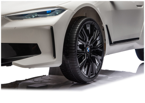 Masinuta electrica BMW i4 JE1009 4x4 alba 12V pentru copii, 3 ani+ [6]