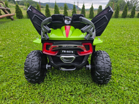 Masinuta electrica FB-6678, de teren, 4x4 cu usi tip aripi pentru copii, 12V 10Ah, 4 motoare 45W, roti EVA, scaun piele ecologica, telecomanda 2.4G, balans, lumini LED, verde, 2 locuri, 3-8 ani [1]