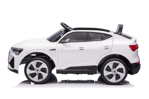 Masinuta Electrica Audi E-Tron QLS-6688 Alba, 12V, Scaun Piele, Roti EVA, Lumini, Radio, Bluetooth 3 ani+ [2]