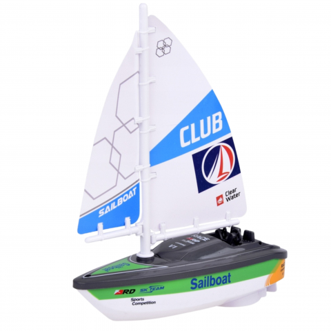 barca-vele-baterii-sistem-turbine-verde-Bebelul [1]