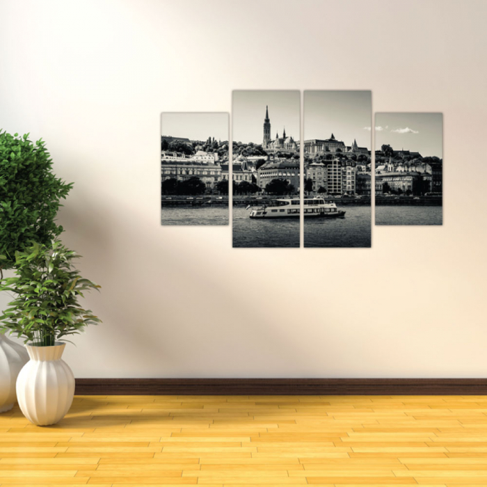 Tablou canvas 4 piese - Barca pe apa [2]