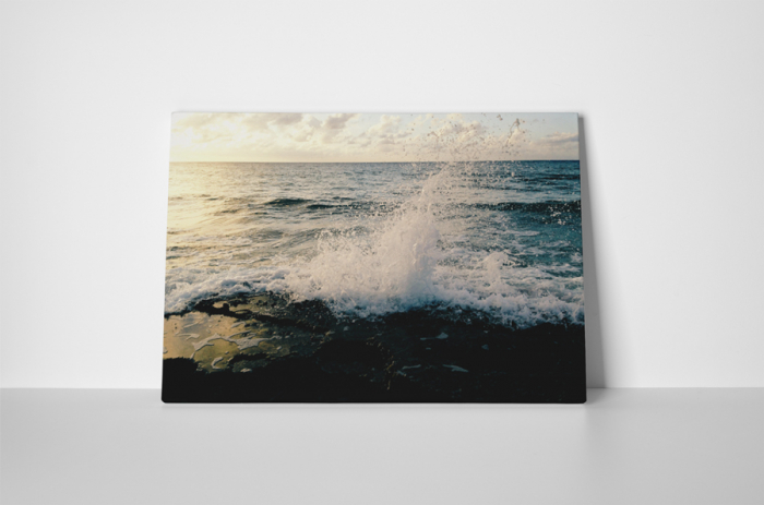 Tablou canvas : Atacul valurilor [2]