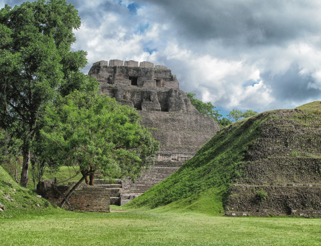 Tablou canvas : Piramida in Peru [4]