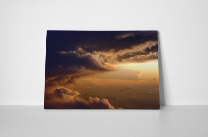 Tablou canvas : Printre nori [2]