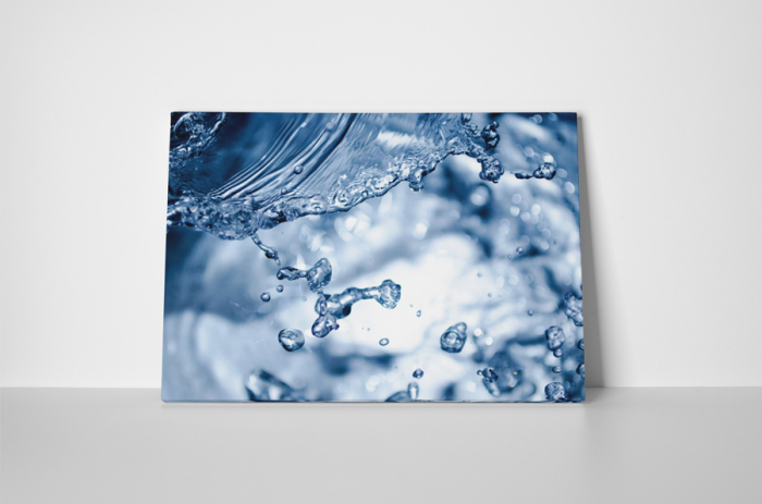 Tablou canvas : Stropi de apa [2]