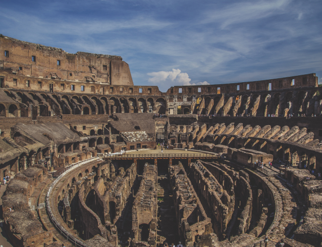 Tablou canvas : Colosseum inauntru [4]