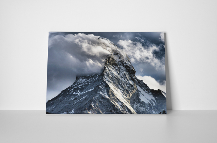Tablou canvas : Varful muntelui [2]