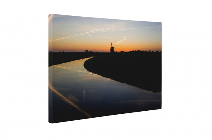 Tablou canvas : Moara in apus de soare [5]