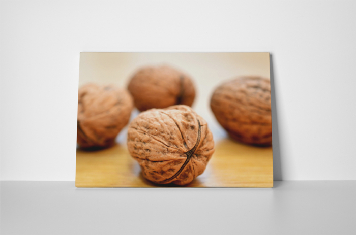 Tablou canvas : Patru nuci [2]
