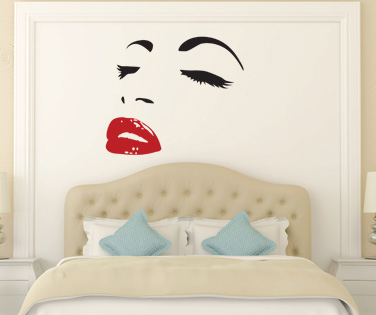 Fashion - Sticker Chip de femeie cu buzele rosii