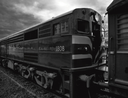 Tablou canvas : Locomotiva in alb-negru [3]