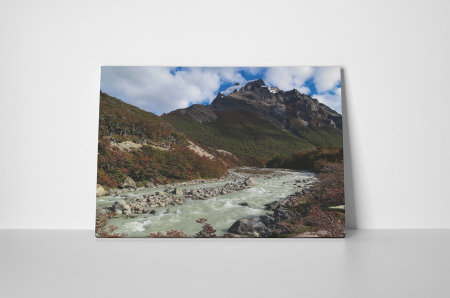 Tablou canvas : Parau intre munti [1]