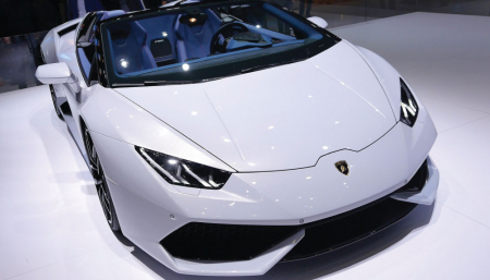 Tablou canvas : Lamborghini alb [1]